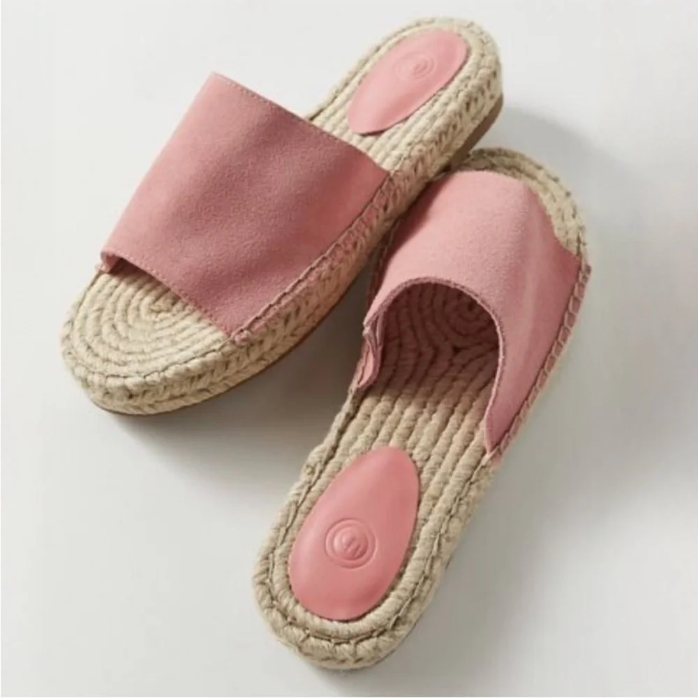 NIB Urban Outfitters Mimi Suede Espadrille Slide Sandals in Pink